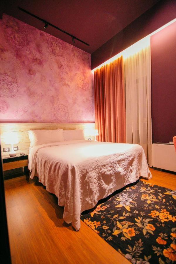 Cathedral Boutique Hotel Korce Kamer foto